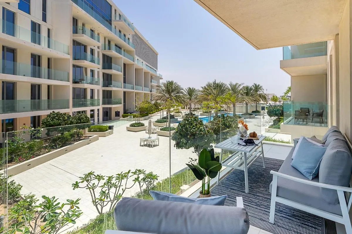 Frank Porter - Al Saadiyat Island Abu Dabi