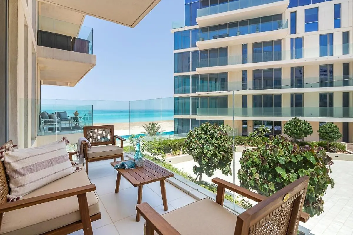Frank Porter - Al Saadiyat Island Abu Dabi